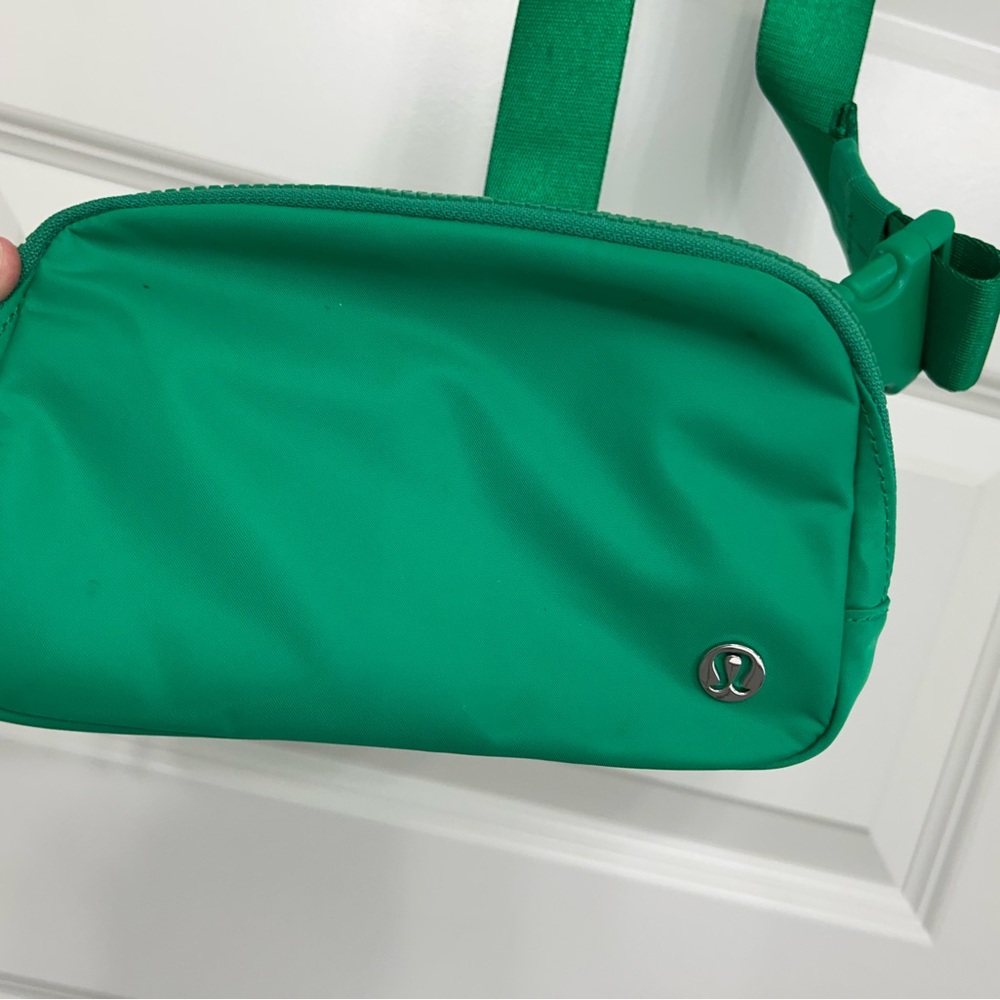 lululemon athletica Green Crossbody Bag